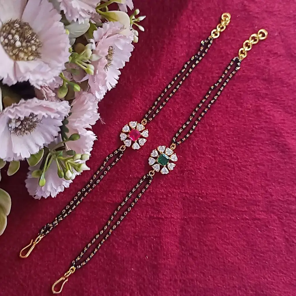 Heart Shape Flower Hand Mangalsutra