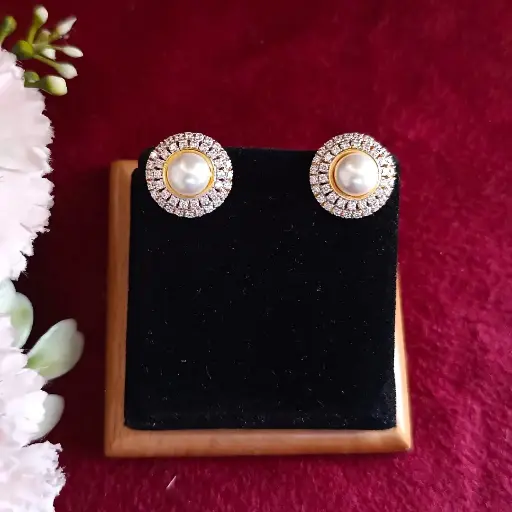 [NEMIT002] Celestial Pearl Halo Earrings
