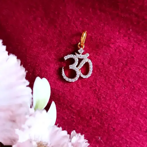 Divya Om Pendant