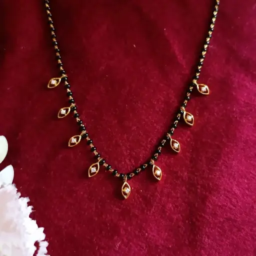 Lumina Gold Mangalsutra