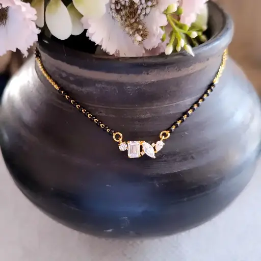 [NEMI386] Classic Contemporary Mangalsutra