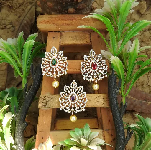 Radiant Bloom Pendant