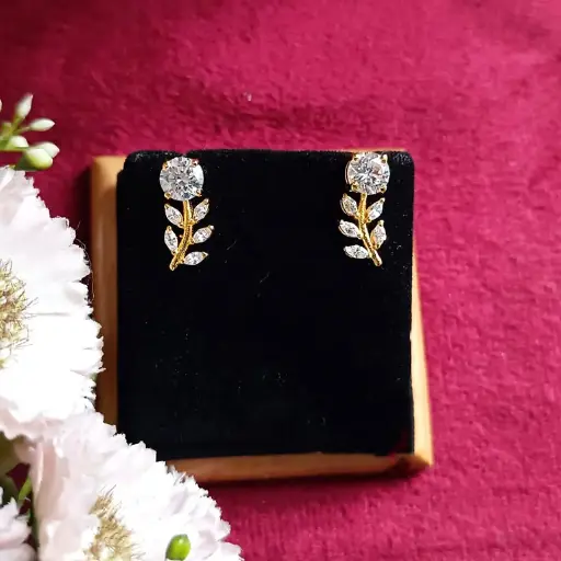 Leafy Charm Earrings