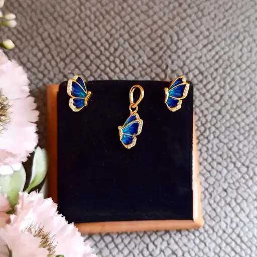 [NEMI338PS] Blue Whimsy Pendant Set