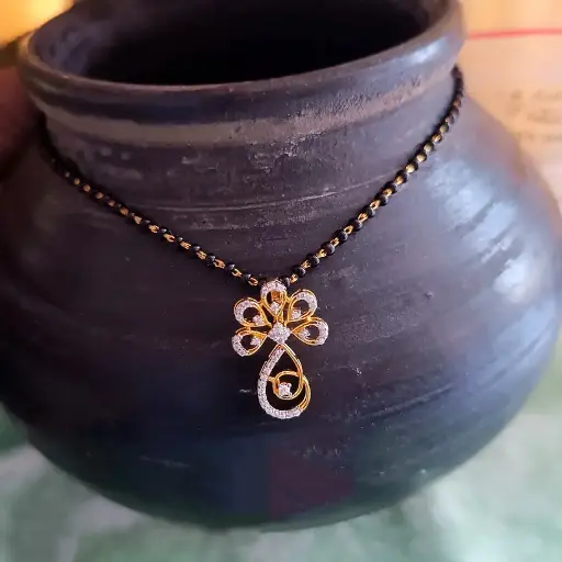 [NEMI289] Charm Knot Mangalsutra