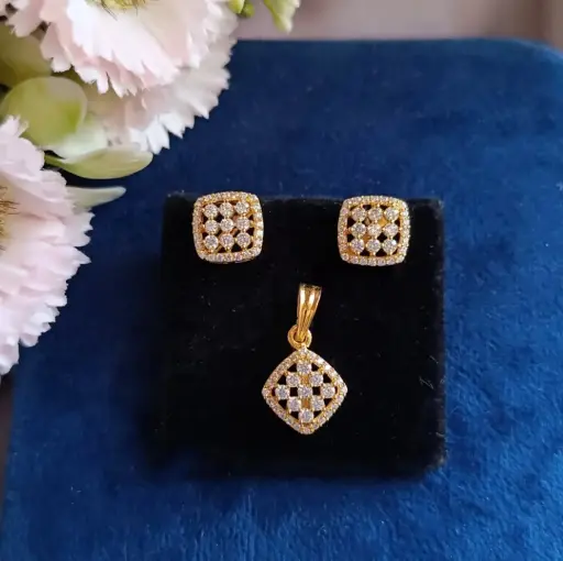 Lattice Luxe Set