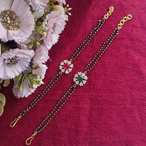Heart Shape Flower Hand Mangalsutra