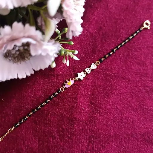 [NEMI23] Crown and Bow Kids Nazariya Bracelet